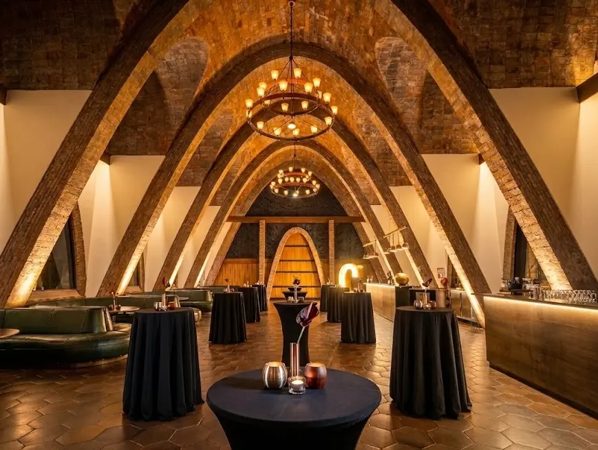 Caves Codorniu, a 30 min de Sitges